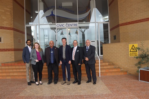 Key Meeting Between NSW Premier and Goulburn Mulwaree Council .JPG