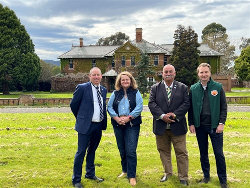 Goulburn-Mulwaree-Council-CEO-Aaron-Johansson-The-Hon.-Wendy-Tuckerman-Mayor-Peter-Walker-and-Minister-for-Environment-and-Heritage-The-Hon.-James-Griffin.jpg