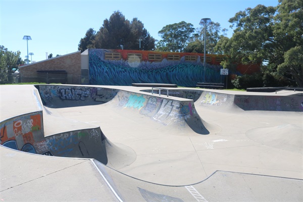 Skate Park (1).JPG