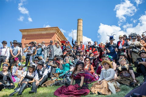 Steampunk 2022_63 - Image by Field - another group photo.jpg